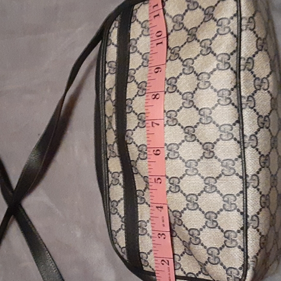 Gucci Vintage Purse - Picture 6 of 16